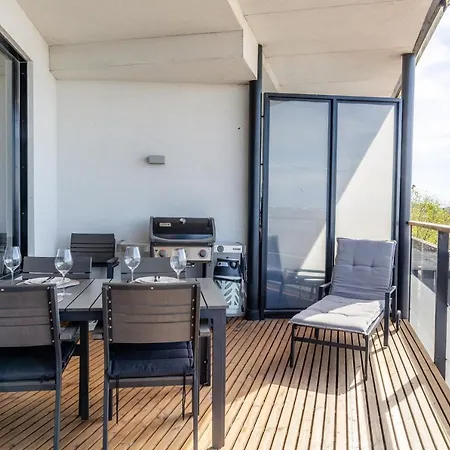 Superior Front Apt With Sauna & Balcony Διαμέρισμα Ταλίν